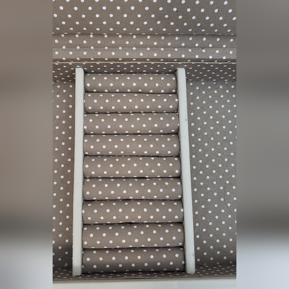 Stackers Vanilla & Mocha Mini Lidded Box - Picture 5 of 14